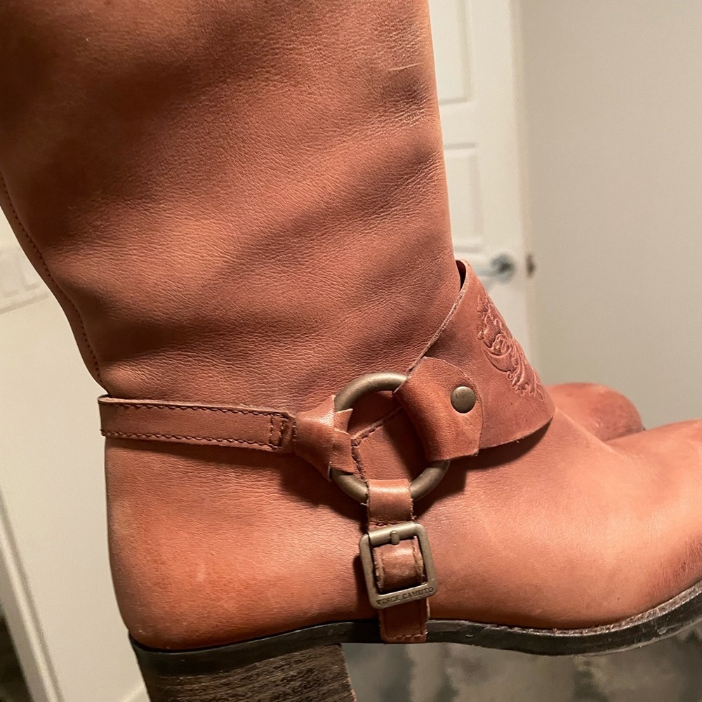 Tan Boots - Picture 6 of 7